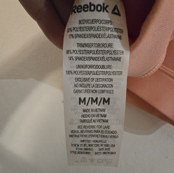 Reebok peach color sportsbra with padding size Medium! - Picture 5 of 5